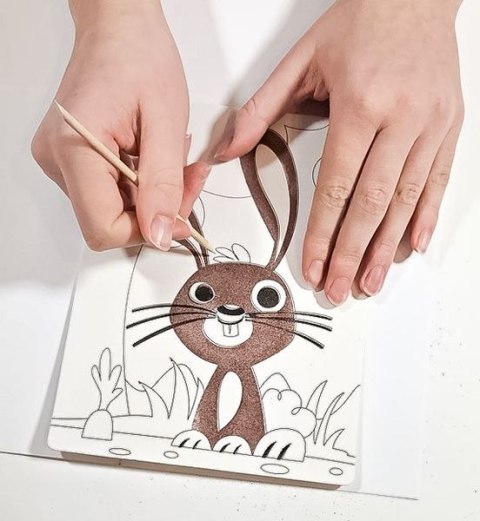 Książeczka edukacyjna zajączek wielkanocny paskowe malowanki Alexander