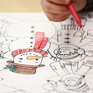 Podkład na biurko FUNNY MAT white ZABAWA NA ŚNIEGU sfu403 polipropylen PP [mm:] 400x400 Strigo (8681379304030)