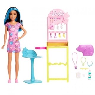 Lalka Skipper zestaw przekłuwanie uszu Barbie (HKD78)