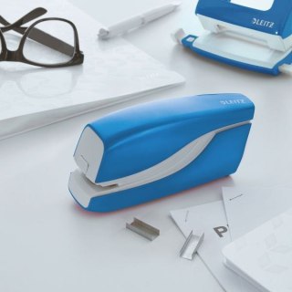 Zszywacz elektryczny Wow niebieski 10k. Leitz (55661036)