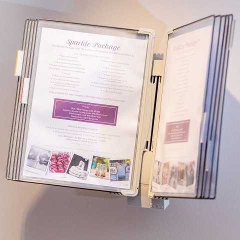 Naścienny system prezentacyjny Tarifold A4 + 10 paneli prezentacyjnych niebieskich