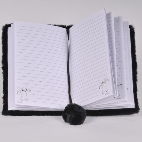 Pamiętnik A5 pluszowy Stitch Paso (DS25GG-3676)